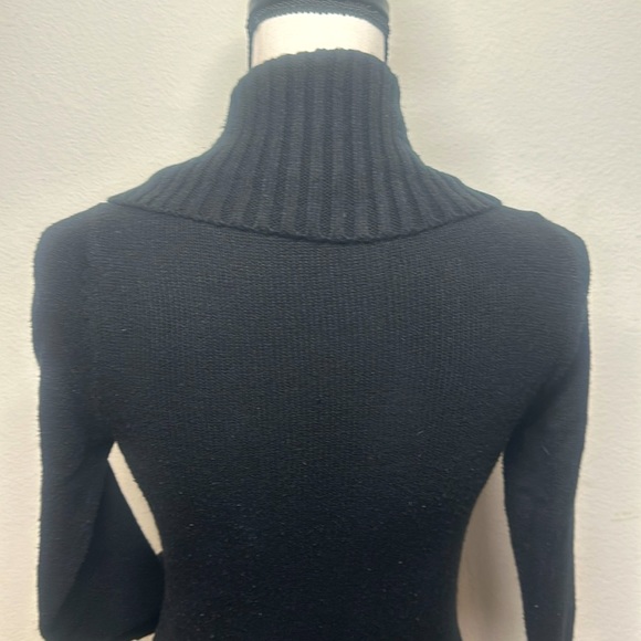 Guess black sweater with front pocket - Picture 6 of 8